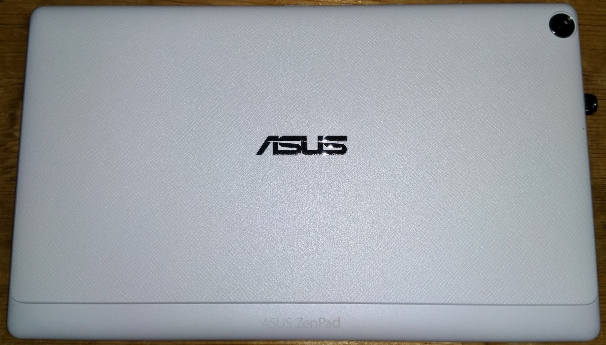 ASUSのタブレットってどうなの? 3台乗り換えてきた私が評価!